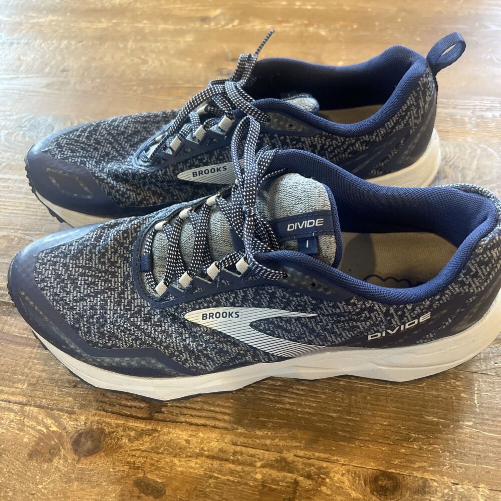 Brooks Divide 1 Trail Running Shoes Men’s Size 11 Navy Blue Gray Excellent